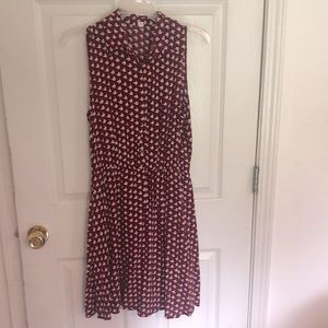 Favolook dove dress. Knee length.